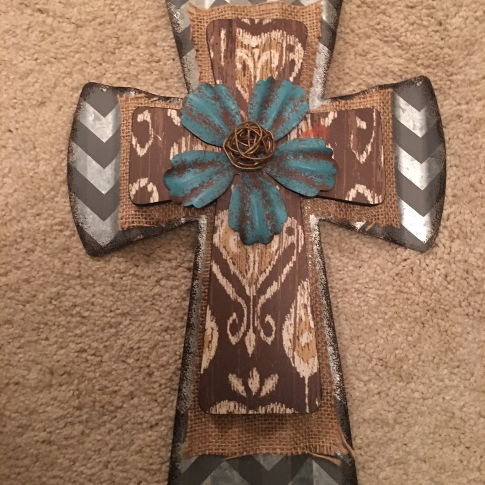 Wall hanging cross
